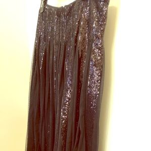 Pleated Ralph Lauren MIDI Skirt.